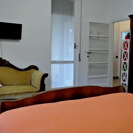 Bed & Breakfast Lori