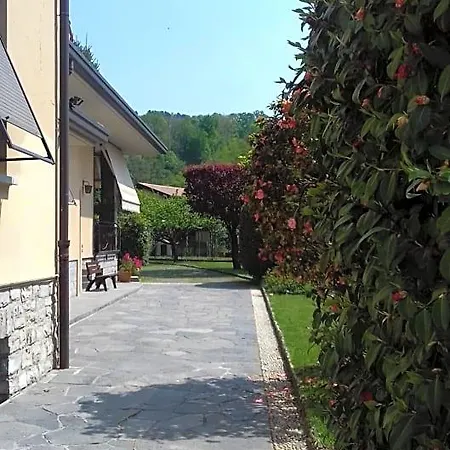 Lori Nocleg ze śniadaniem Como